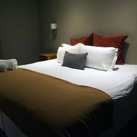 The Penny Farthing Hotel Berkhamsted Bagian luar foto