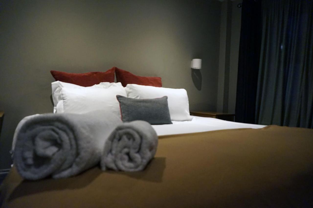 The Penny Farthing Hotel Berkhamsted Bagian luar foto