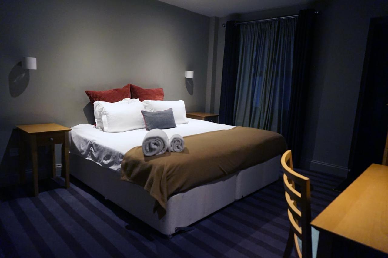 The Penny Farthing Hotel Berkhamsted Bagian luar foto